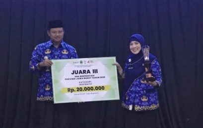 Di Ekraf Hantarkan Sekdis Kominfo Depok Sabet Juara Tiga PNS Berprestasi Tingkat Jabar